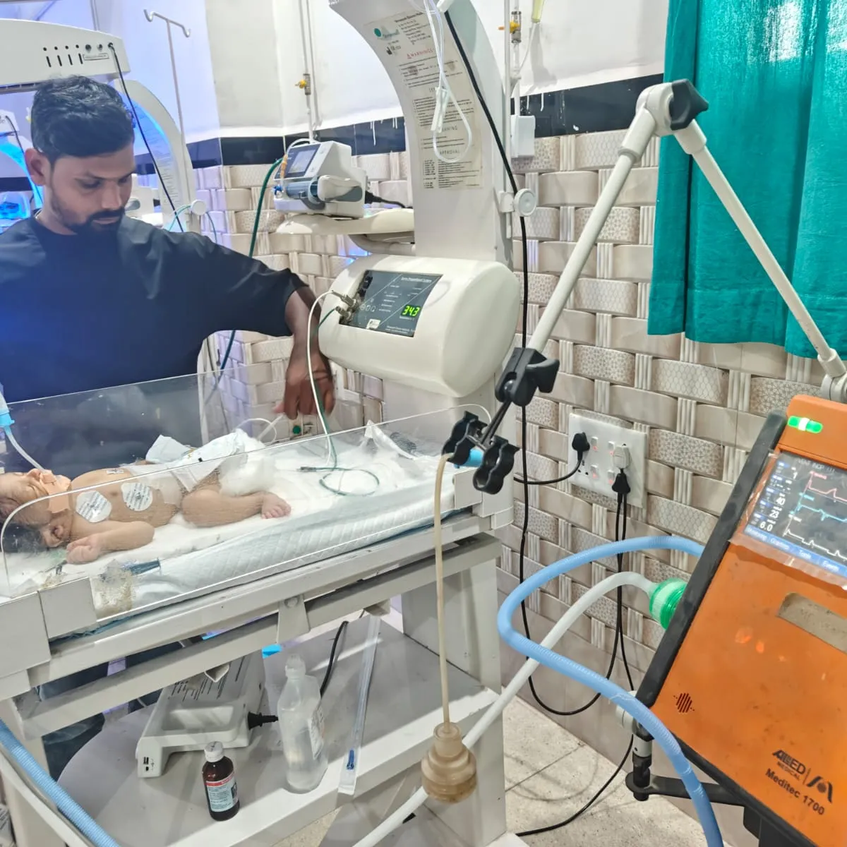 Advanced Neonatal Care (NICU)